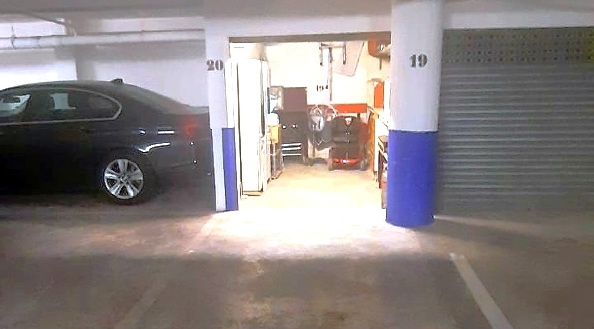 19 garage